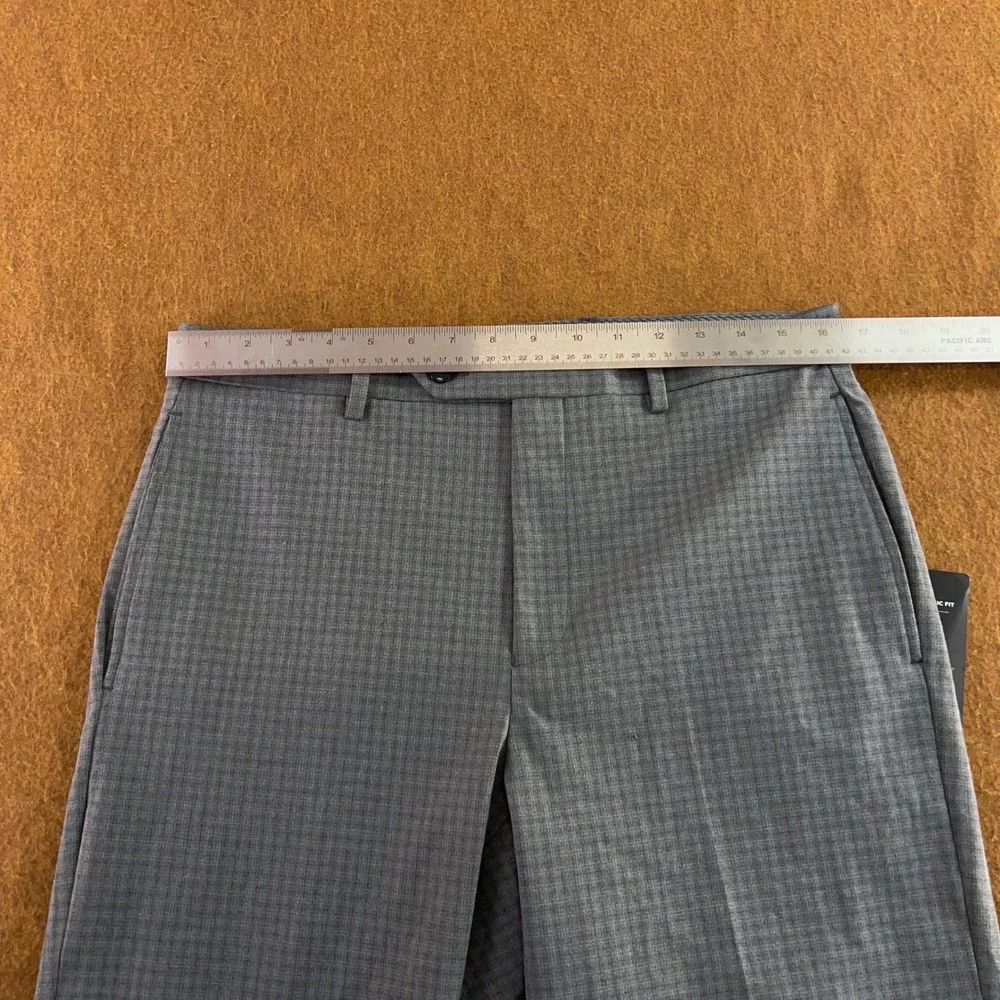Michael Kors Mens 32x32 Light Grey Passport Marvin Stretch Dress Pants NWT